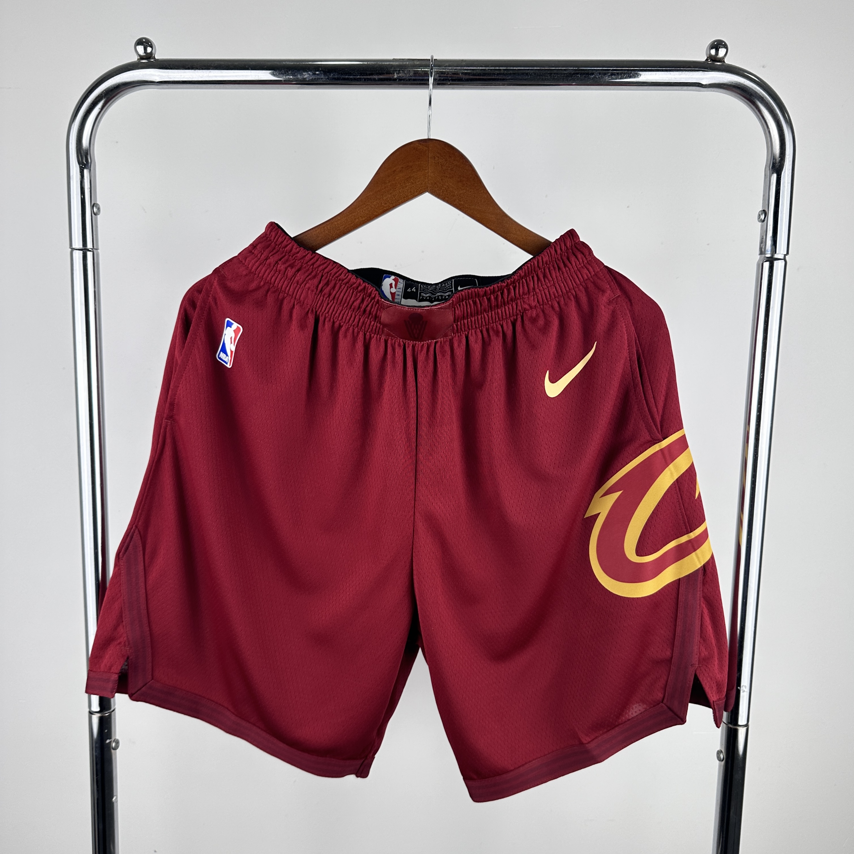 2024 Men NBA Cleveland Cavaliers red shorts 709